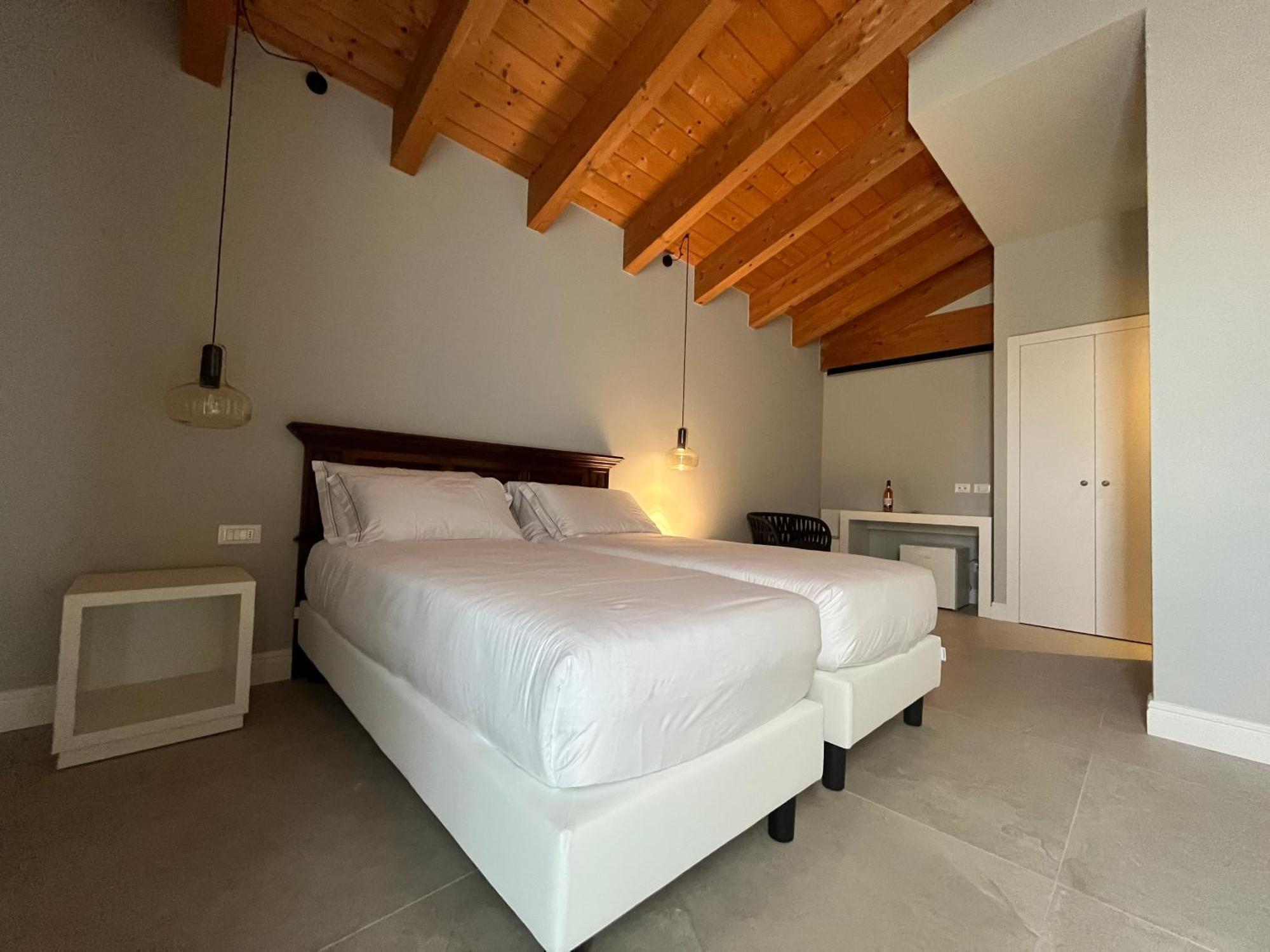 Agriturismo La Rondinella Лацизе Екстер'єр фото